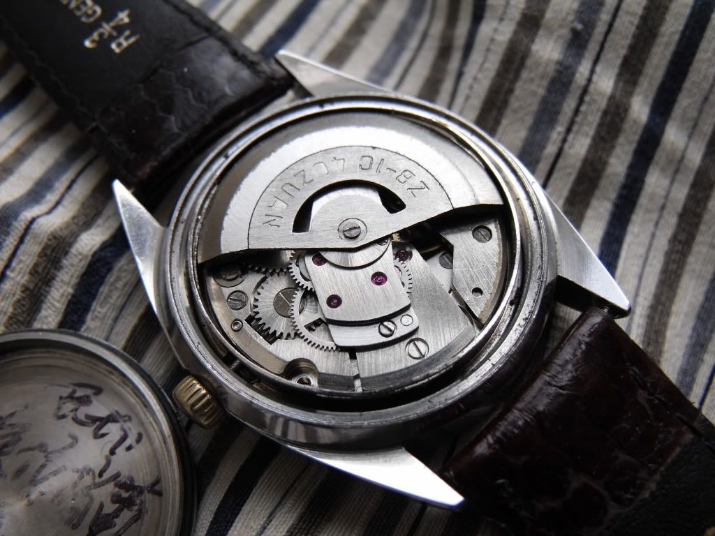 9 tong watch
